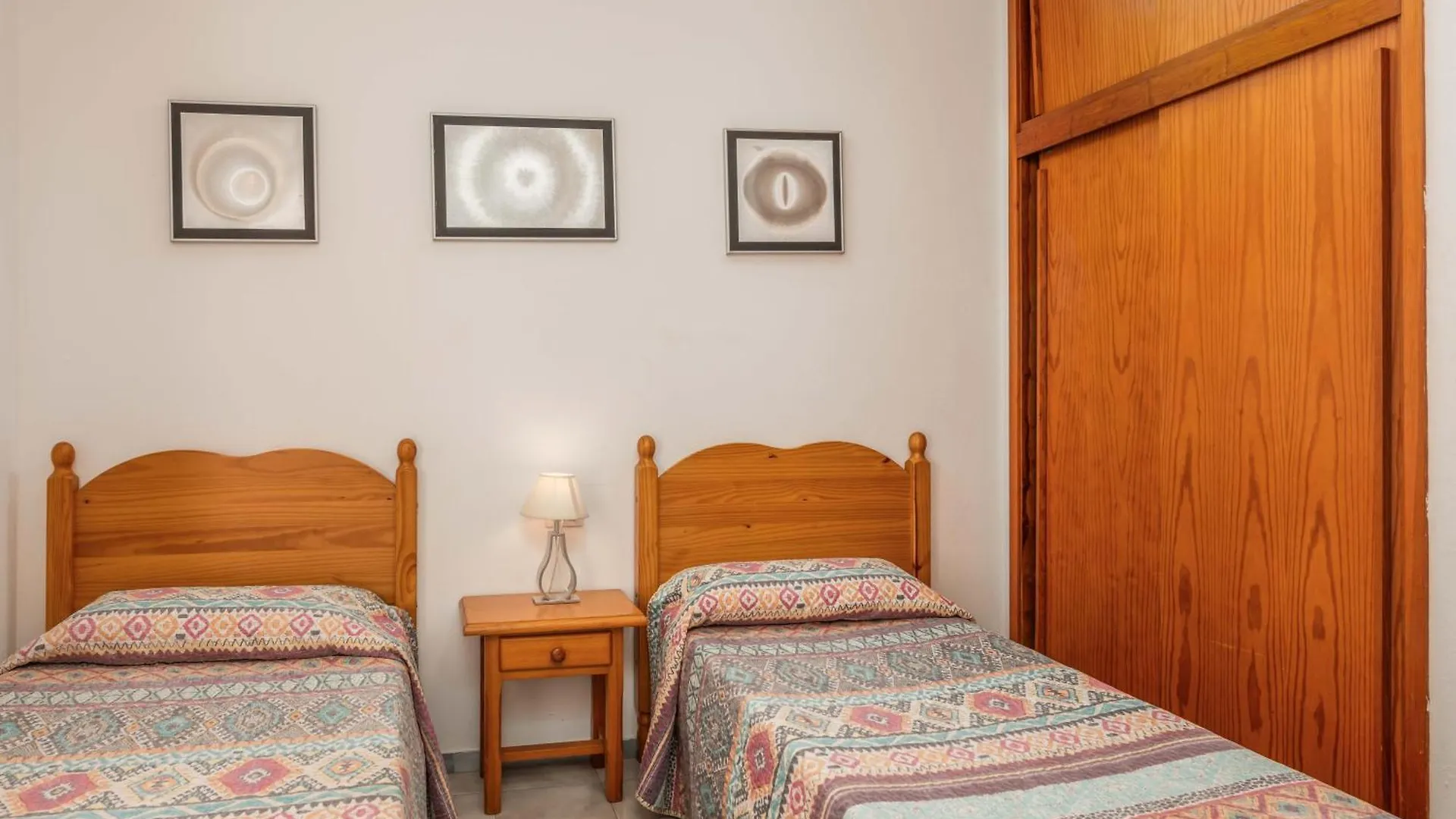 Apartments Los Playeros Los Cristianos  0*, Los Cristianos (Tenerife) Spain